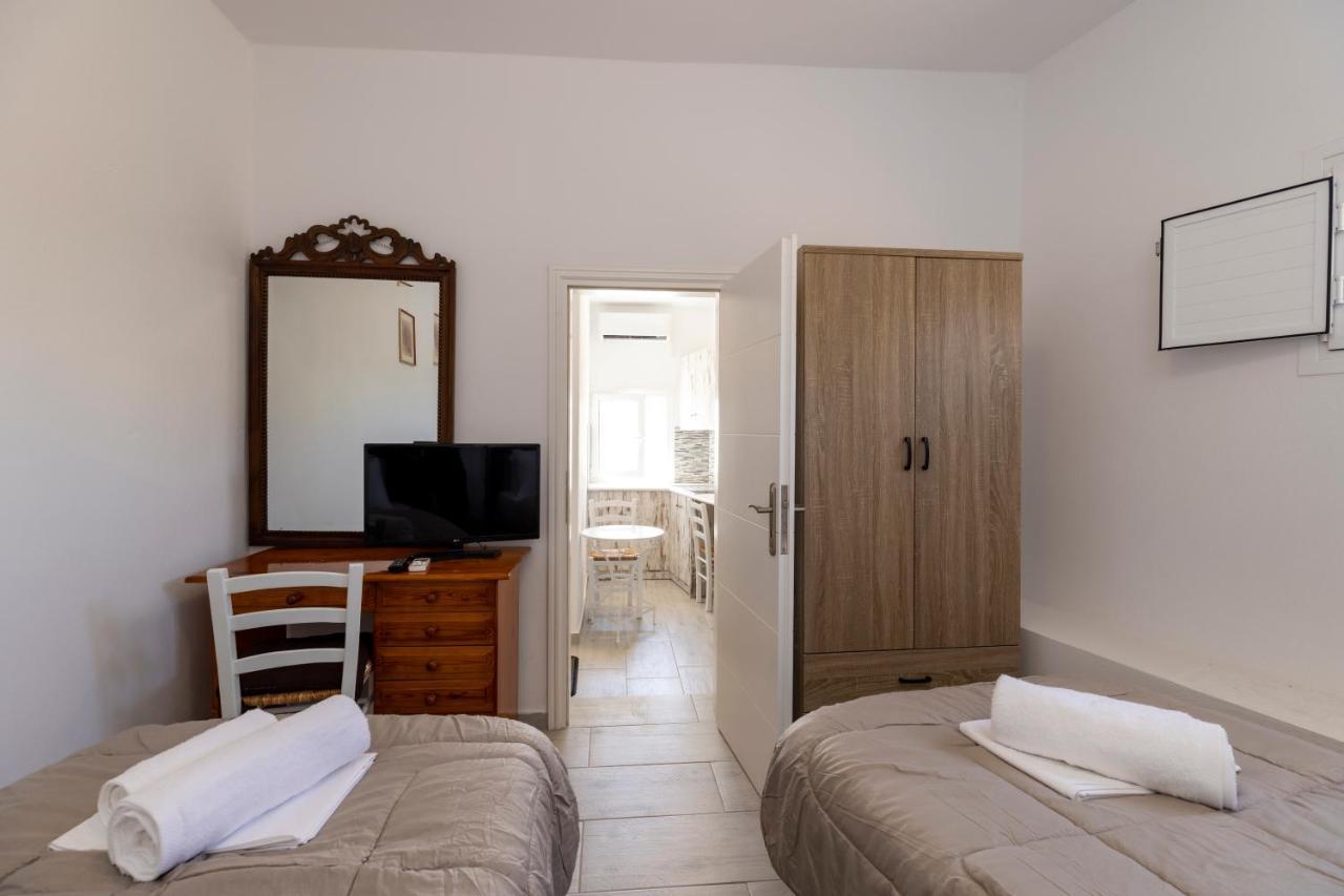 Villa Ostrich Fíra Kültér fotó