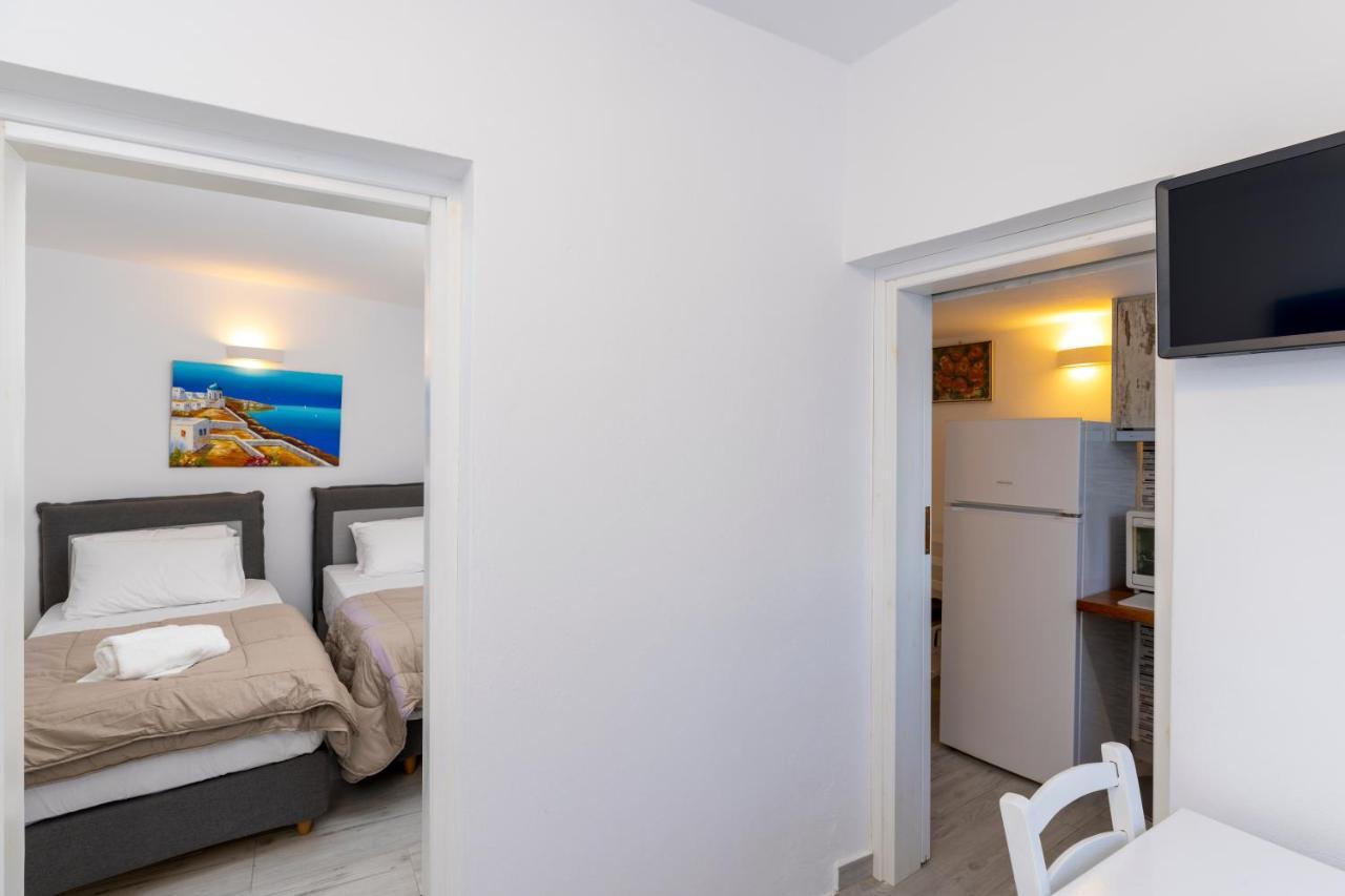 Villa Ostrich Fíra Kültér fotó