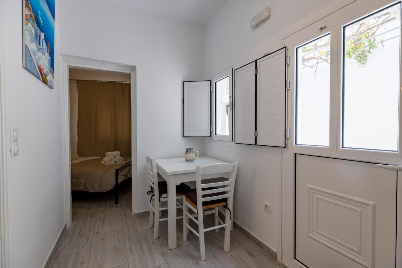 Villa Ostrich Fíra Kültér fotó